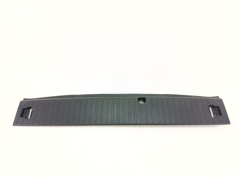 Recambio de moldura para peugeot rifter 1.5 bluehdi 130 referencia OEM IAM 9817219177  