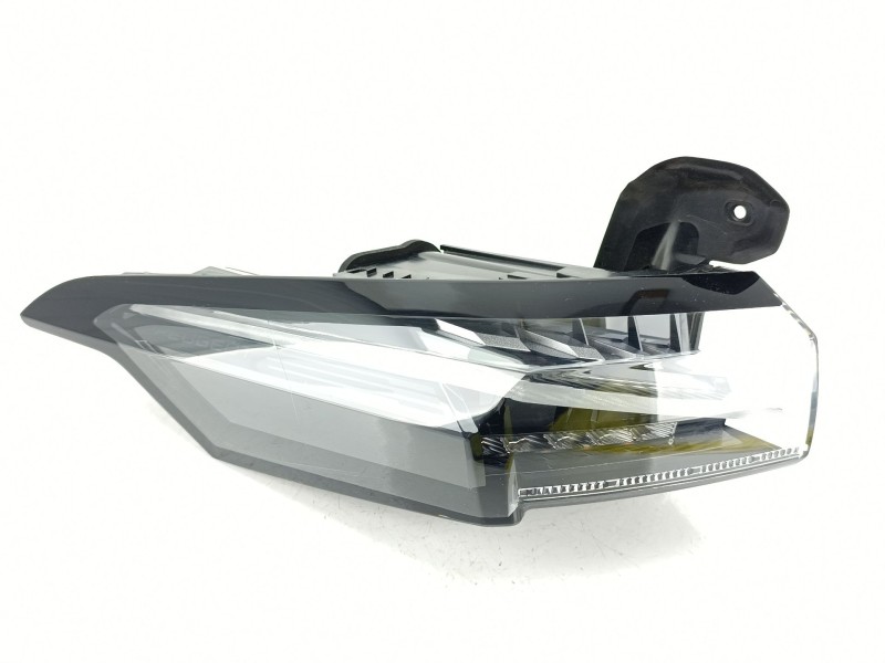 Recambio de piloto trasero izquierdo para peugeot 408 ii (fp_, f3_, fm_) puretech 130 referencia OEM IAM 9835299580  