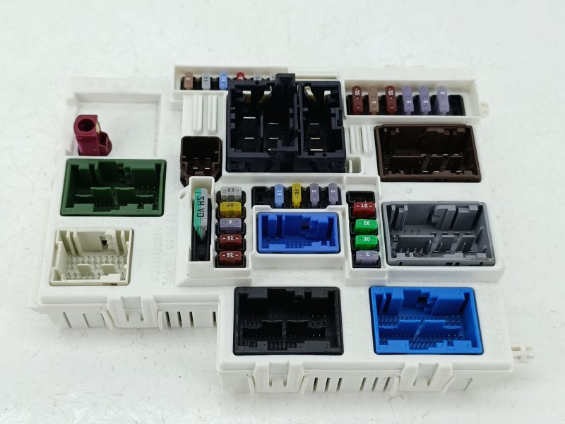 Recambio de caja reles / fusibles para peugeot 408 ii (fp_, f3_, fm_) puretech 130 referencia OEM IAM 9857342280  