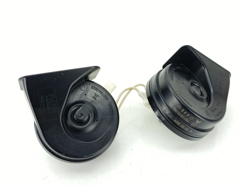 Recambio de claxon para peugeot 408 ii (fp_, f3_, fm_) puretech 130 referencia OEM IAM 9815870780  