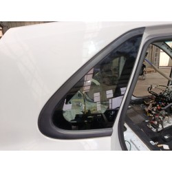 LUNA CUSTODIA TRASERA DERECHA 87820G4000 