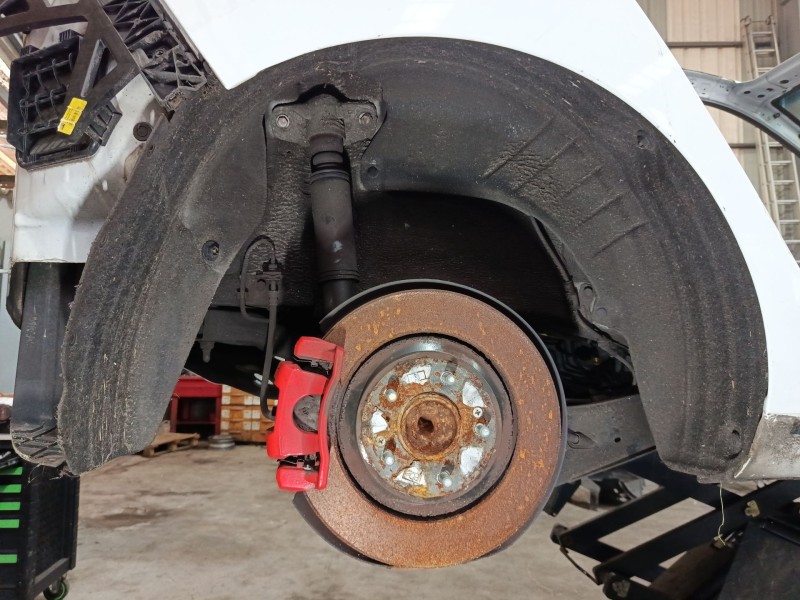 Recambio de paso rueda trasero derecho para hyundai i30 (pde, pd, pden) 2.0 n referencia OEM IAM 86822S0000  