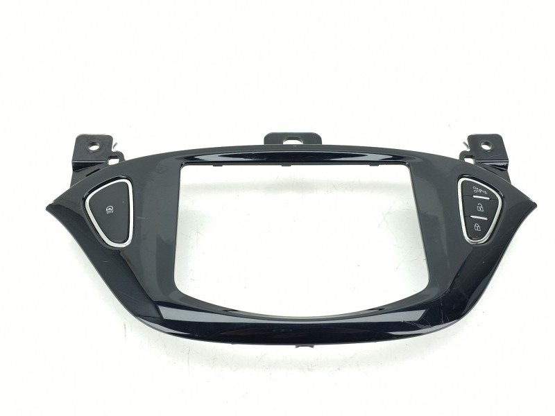 Recambio de moldura para opel corsa e (x15) 1.4 (08, 68) referencia OEM IAM 13471358  