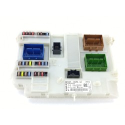 CAJA RELES / FUSIBLES 31314116 