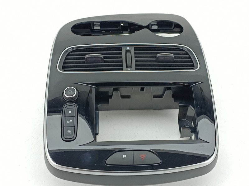 Recambio de embellecedor salpicadero para renault clio iv (bh_) 0.9 tce 90 referencia OEM IAM 682608437R  