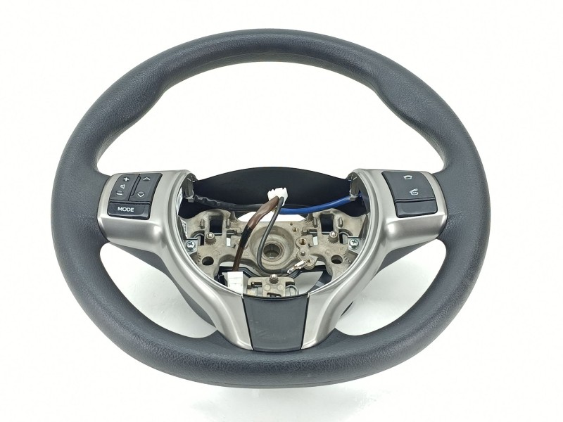 Recambio de volante para toyota yaris (_p13_) 1.0 (ksp130_) referencia OEM IAM 45100OD  