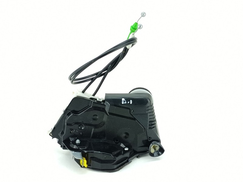 Recambio de cerradura puerta delantera izquierda para toyota yaris (_p13_) 1.0 (ksp130_) referencia OEM IAM 690400D520  