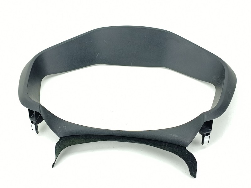 Recambio de moldura para toyota yaris (_p13_) 1.0 (ksp130_) referencia OEM IAM 554110D250  