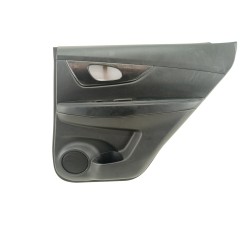 GUARNECIDO PUERTA TRASERA DERECHA 829004CE0A 