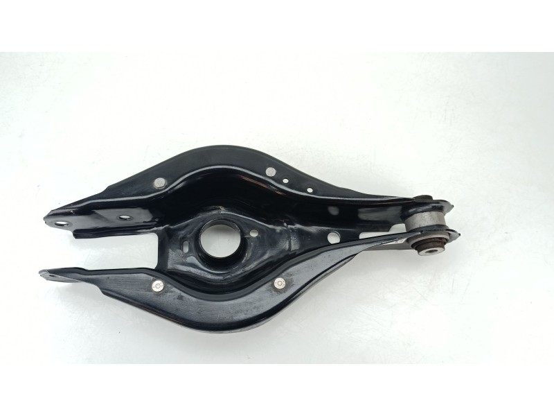 Recambio de brazo suspension inferior trasero izquierdo para bmw z4 roadster (g29) sdrive 20 i referencia OEM IAM 688644806  
