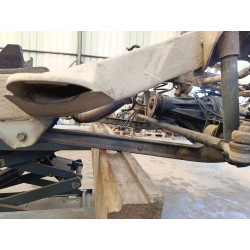 BRAZO SUSPENSION INFERIOR DELANTERO DERECHO 4520081A12 