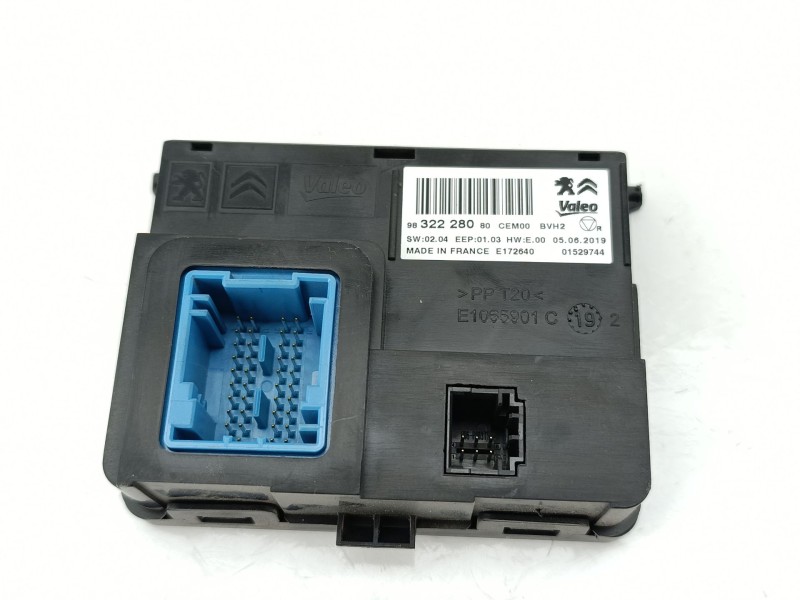 Recambio de modulo electronico para citroën c4 cactus 1.2 thp 110 referencia OEM IAM 9832228080  