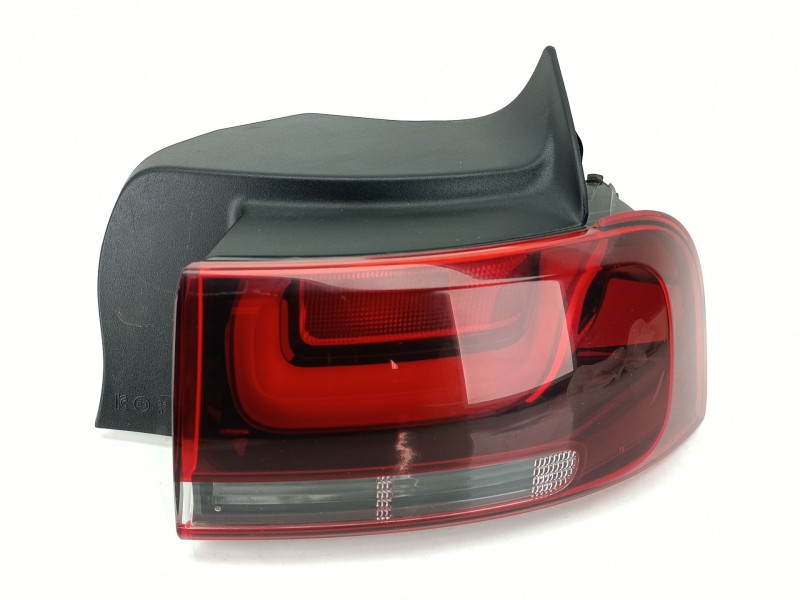 Recambio de piloto trasero derecho para citroën c4 cactus 1.2 thp 110 referencia OEM IAM 9823950280  