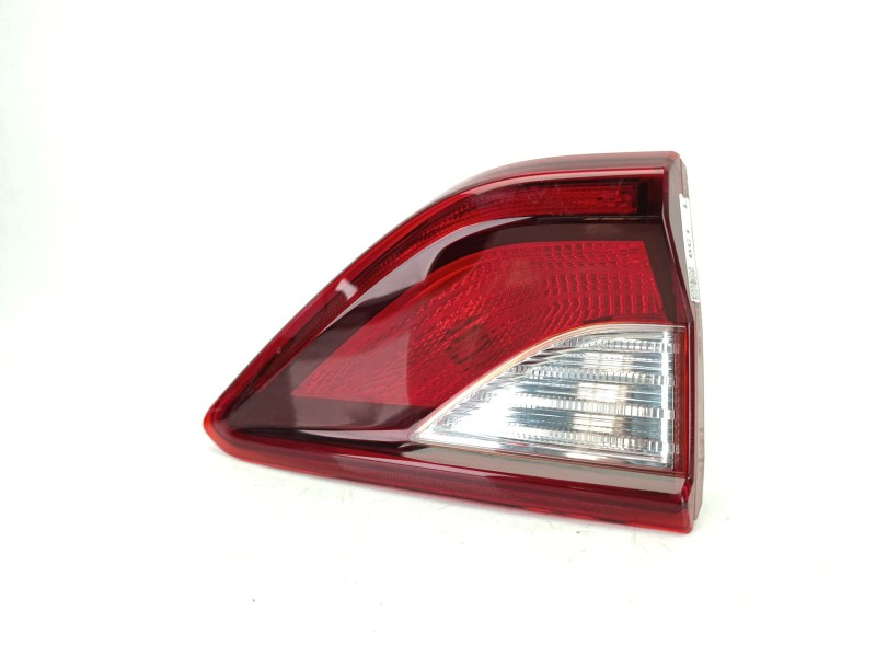 Recambio de piloto trasero izquierdo interior para kia stonic (yb) 1.2 cvvt referencia OEM IAM 92403H8400  