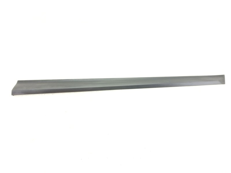 Recambio de moldura para kia xceed van (cd) 1.4 t-gdi referencia OEM IAM 87722J7CA0  