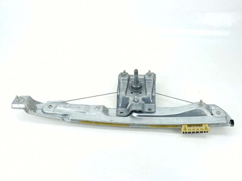 Recambio de elevalunas trasero derecho para dacia sandero iii 1.0 tce 90 eco-g referencia OEM IAM 827209211R  