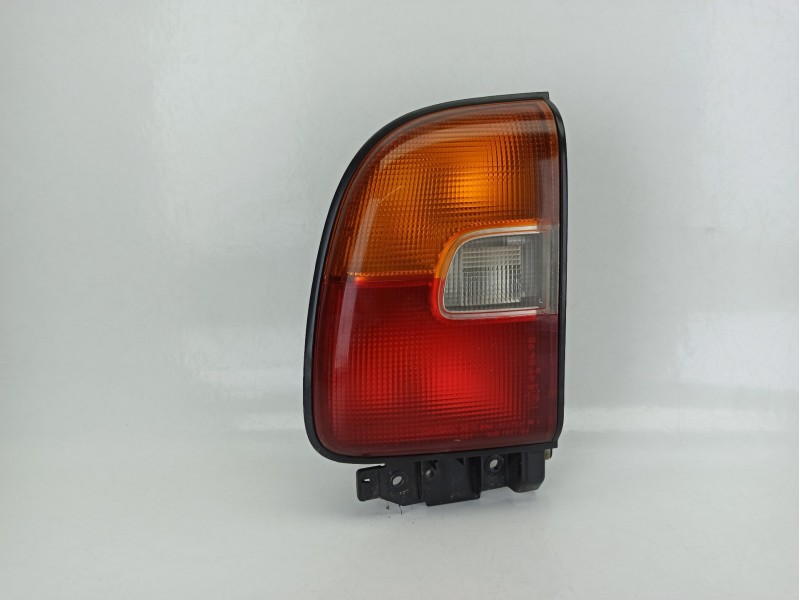Recambio de piloto trasero izquierdo para toyota rav 4 i (_a1_) 2.0 4wd (sxa10) referencia OEM IAM 8156142010  