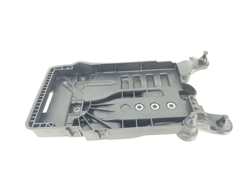 Recambio de soporte bateria para seat ibiza v (kj1, kjg) 1.0 mpi referencia OEM IAM 2Q0915331  