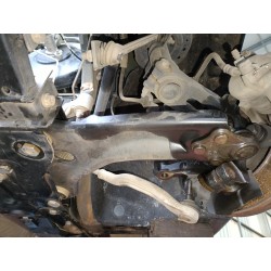 BRAZO SUSPENSION INFERIOR DELANTERO IZQUIERDO 