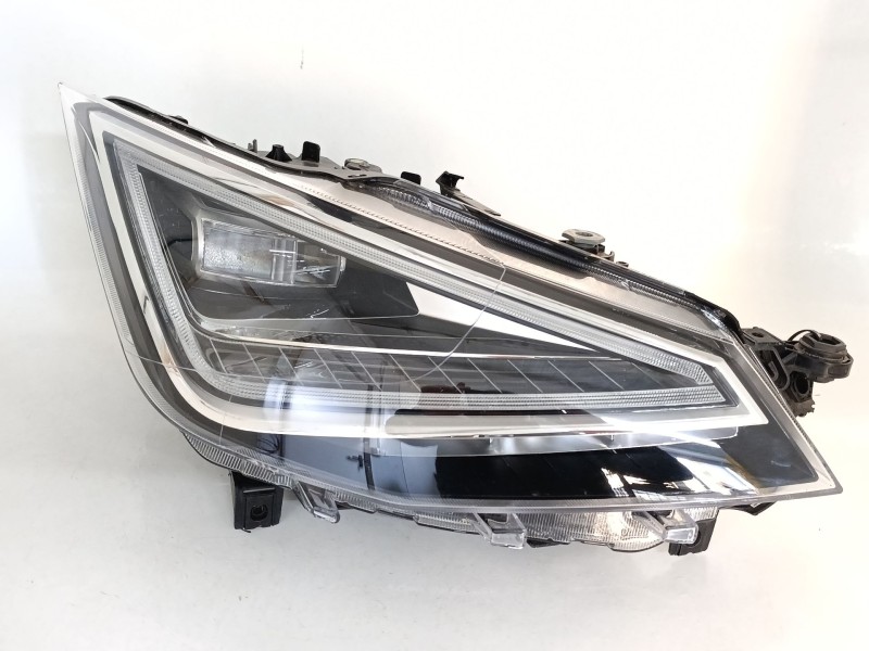 Recambio de faro derecho para seat ibiza v (kj1, kjg) 1.0 mpi referencia OEM IAM 6F1941008K  