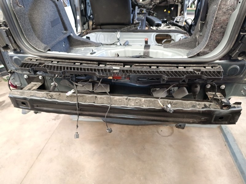 Recambio de refuerzo paragolpes trasero para seat ibiza v (kj1, kjg) 1.0 mpi referencia OEM IAM 6F0807305F  