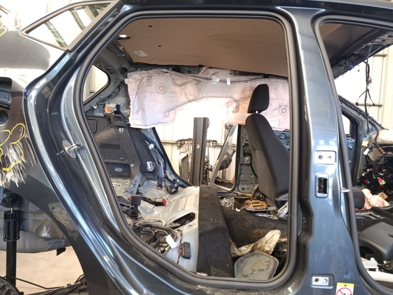 Recambio de gomas contorno puerta para seat ibiza v (kj1, kjg) 1.0 mpi referencia OEM IAM   