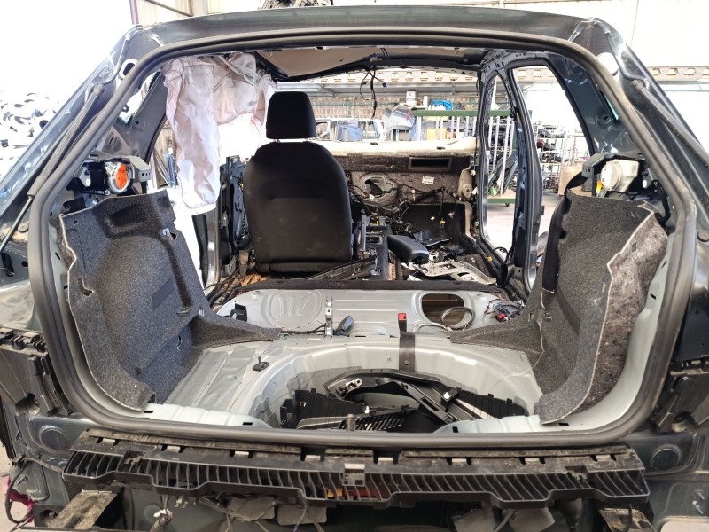 Recambio de gomas contorno puerta para seat ibiza v (kj1, kjg) 1.0 mpi referencia OEM IAM   