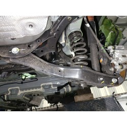 BRAZO SUSPENSION INFERIOR TRASERO DERECHO 55220G4AA0 