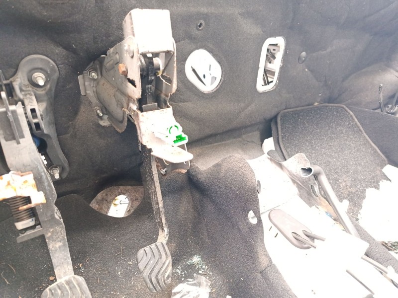 Recambio de pedal freno para dacia sandero iii 1.0 tce 90 eco-g referencia OEM IAM 465016808R  