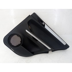 GUARNECIDO PUERTA TRASERA DERECHA 297882 