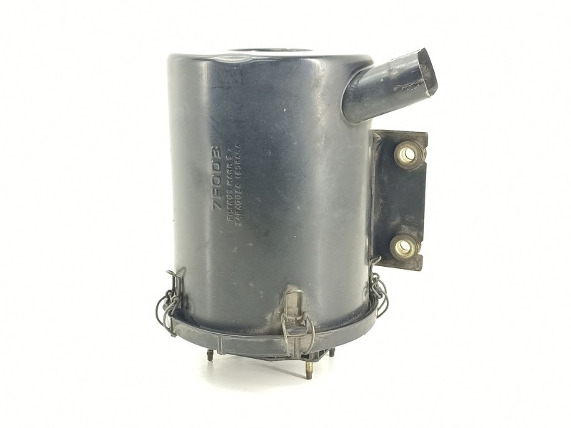 Recambio de filtro aire para nissan terrano ii (r20) 2.7 tdi 4wd referencia OEM IAM 7F003  