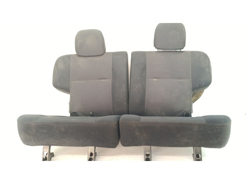 Recambio de asientos traseros para nissan terrano ii (r20) 2.7 tdi 4wd referencia OEM IAM   