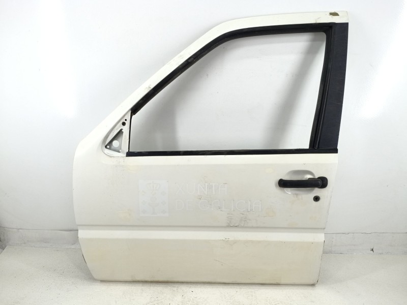 Recambio de puerta delantera izquierda para nissan terrano ii (r20) 2.7 tdi 4wd referencia OEM IAM 801017F030  