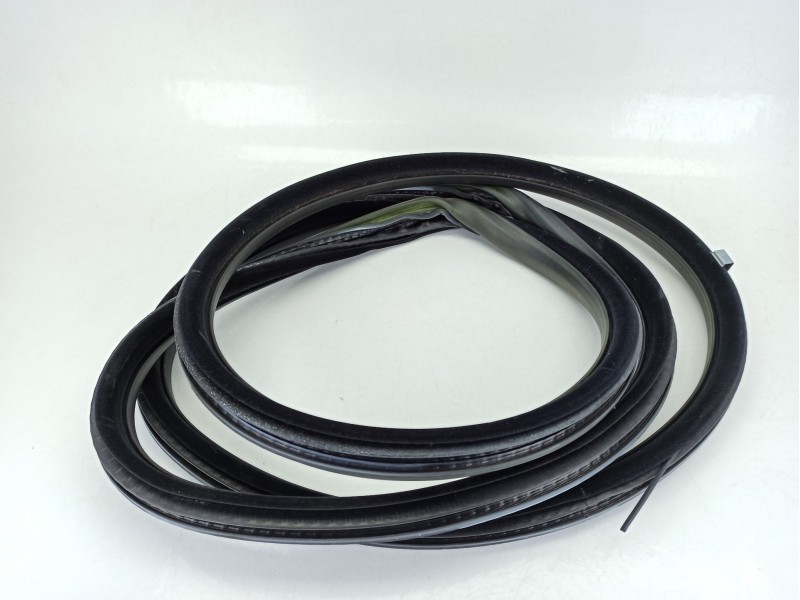 Recambio de gomas contorno puerta para peugeot 508 i (8d_) 2.0 hdi referencia OEM IAM   