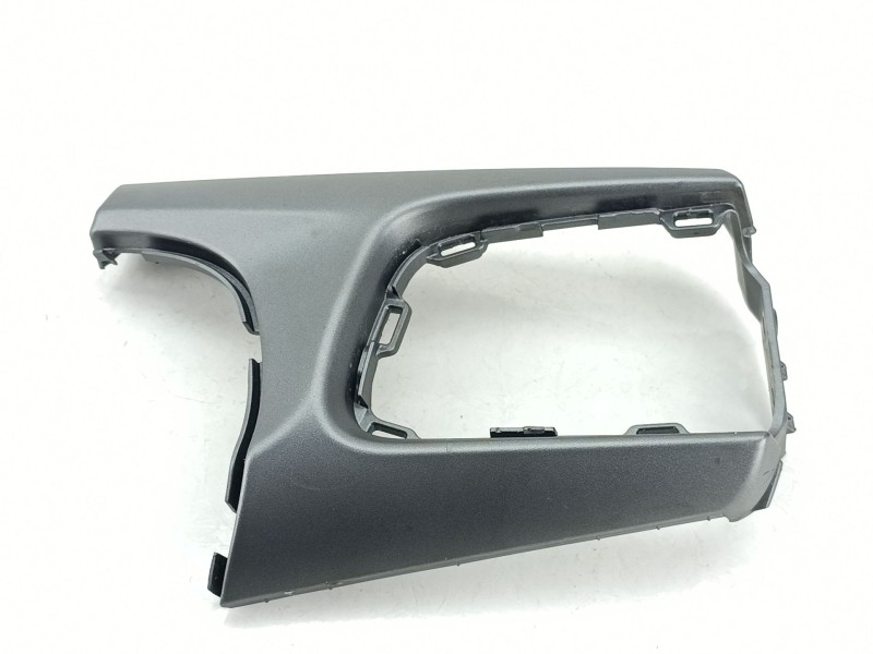 Recambio de moldura para kia rio iv (yb, sc, fb) 1.25 referencia OEM IAM 84731H8000  