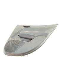 GUARNECIDO PUERTA TRASERA DERECHA 83351G6000 