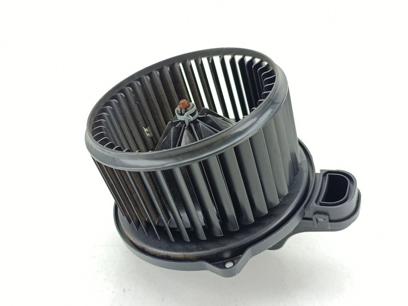 Recambio de motor calefaccion para kia rio iv (yb, sc, fb) 1.25 referencia OEM IAM 97113H8000  
