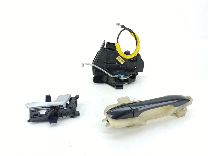 Recambio de cerradura puerta delantera derecha para kia rio iv (yb, sc, fb) 1.25 referencia OEM IAM 81320H8050  