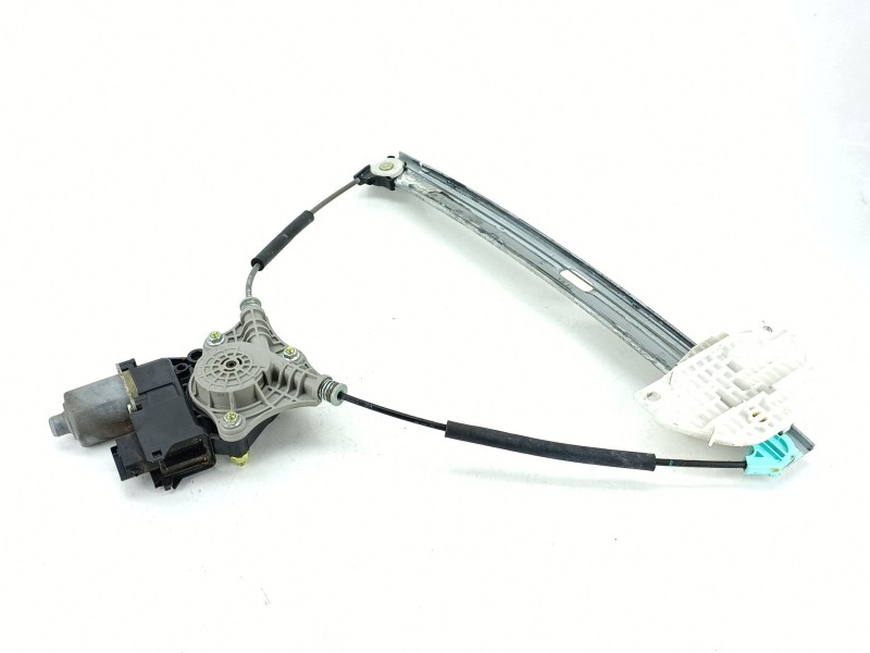 Recambio de elevalunas delantero izquierdo para kia rio iv (yb, sc, fb) 1.25 referencia OEM IAM 82401H8110  