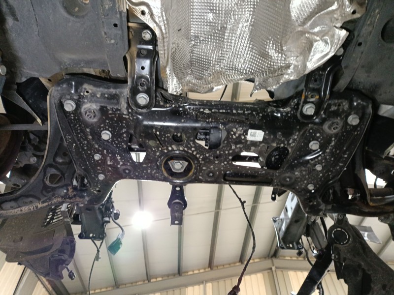 Recambio de puente delantero para seat leon sportstourer (kl8, kld) 1.0 tsi referencia OEM IAM 5WA199315F  