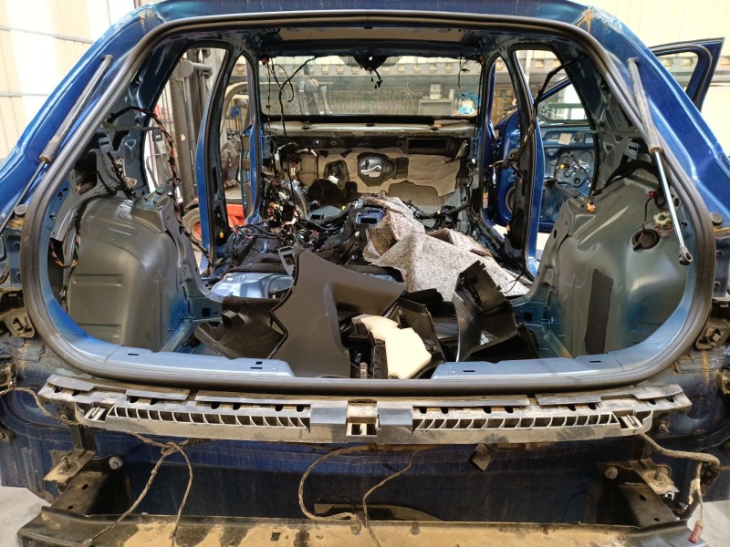 Recambio de gomas contorno puerta para seat leon sportstourer (kl8, kld) 1.0 tsi referencia OEM IAM   