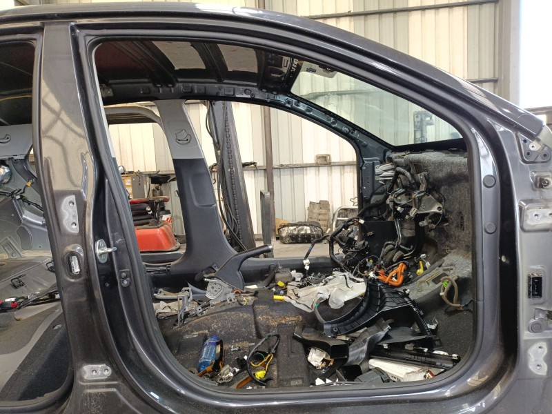 Recambio de gomas contorno puerta para kia rio iv (yb, sc, fb) 1.25 referencia OEM IAM   