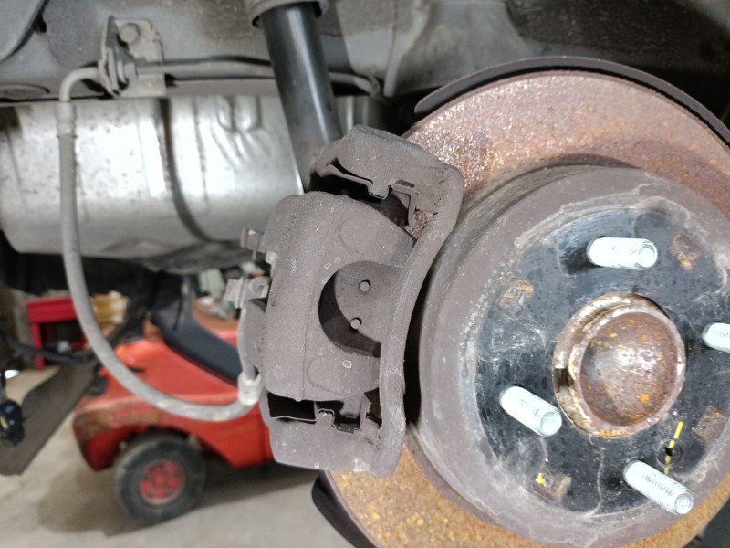 Recambio de pinza freno trasera derecha para kia rio iv (yb, sc, fb) 1.25 referencia OEM IAM 58230H8050  