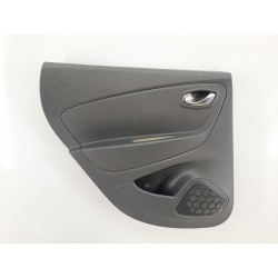 GUARNECIDO PUERTA TRASERA IZQUIERDA 829A14575R 