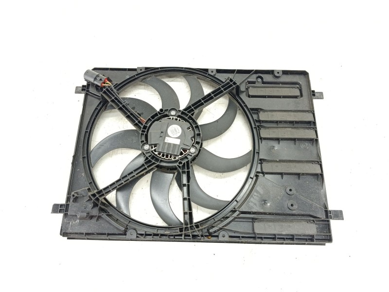 Recambio de electroventilador para ford focus iv (hn) 1.0 ecoboost referencia OEM IAM 2213993  