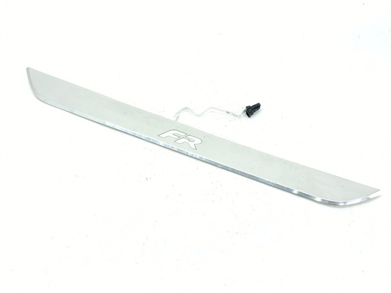 Recambio de luz interior para seat leon sportstourer (kl8, kld) 1.0 tsi referencia OEM IAM 5FA947417D  