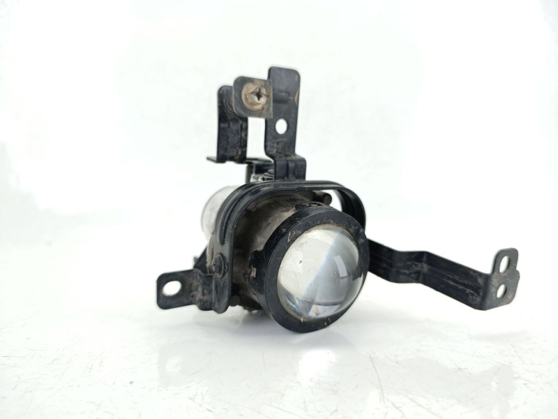 Recambio de faro antiniebla derecho para kia stonic (yb) 1.2 cvvt referencia OEM IAM 92202H8400  
