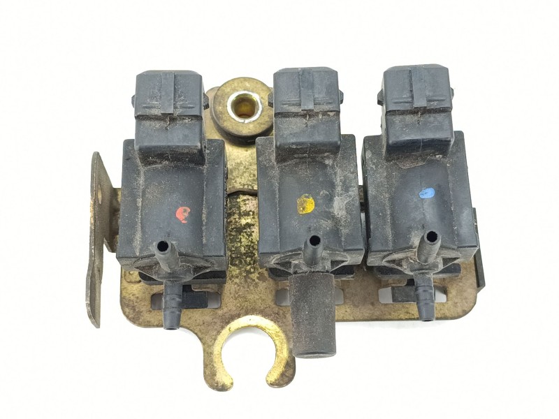 Recambio de valvula aire adicional para nissan terrano ii (r20) 2.7 tdi 4wd referencia OEM IAM 72220400  