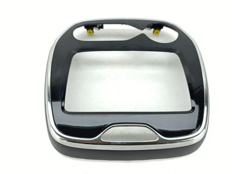 Recambio de moldura para renault captur i (j5_, h5_) 0.9 tce 90 referencia OEM IAM 682704761R  