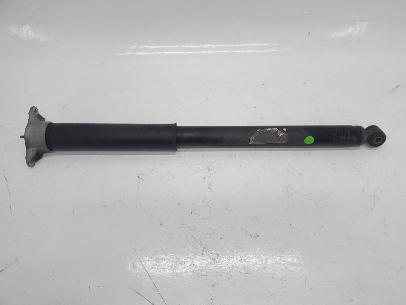 Recambio de amortiguador trasero izquierdo para ford focus iii 1.5 tdci referencia OEM IAM BV61  